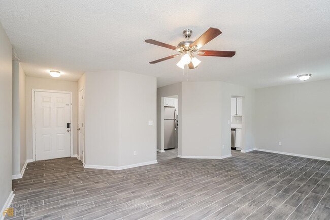 Foto del edificio - 106 Ivy Crest Dr