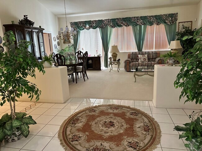Foto del edificio - 1609 Windsford Cir