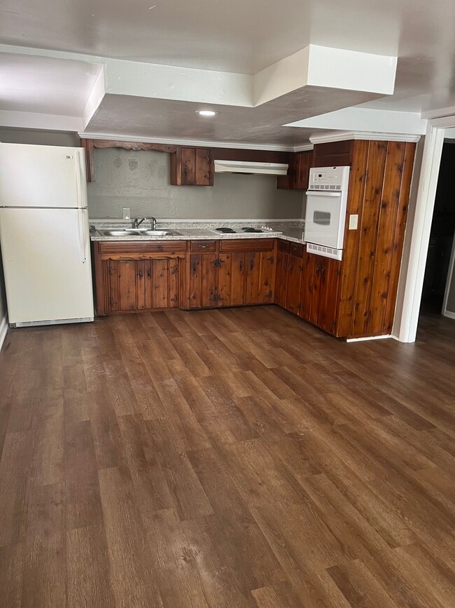 Building Photo - 4048 Brick Church Pike