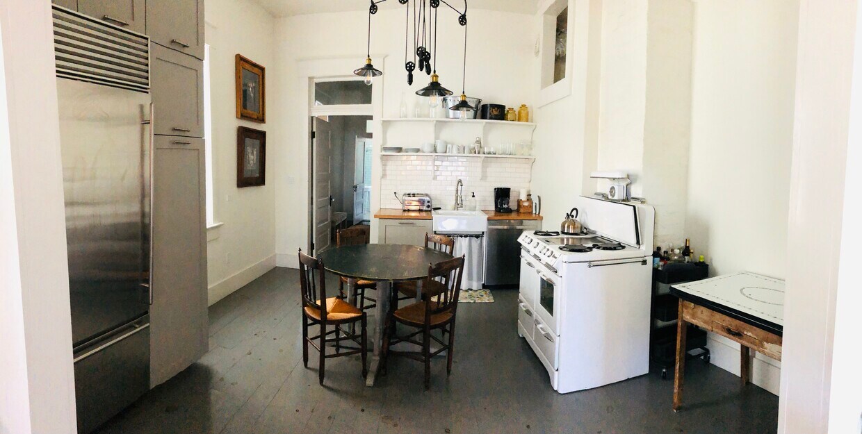 Foto principal - 1360 Constance St