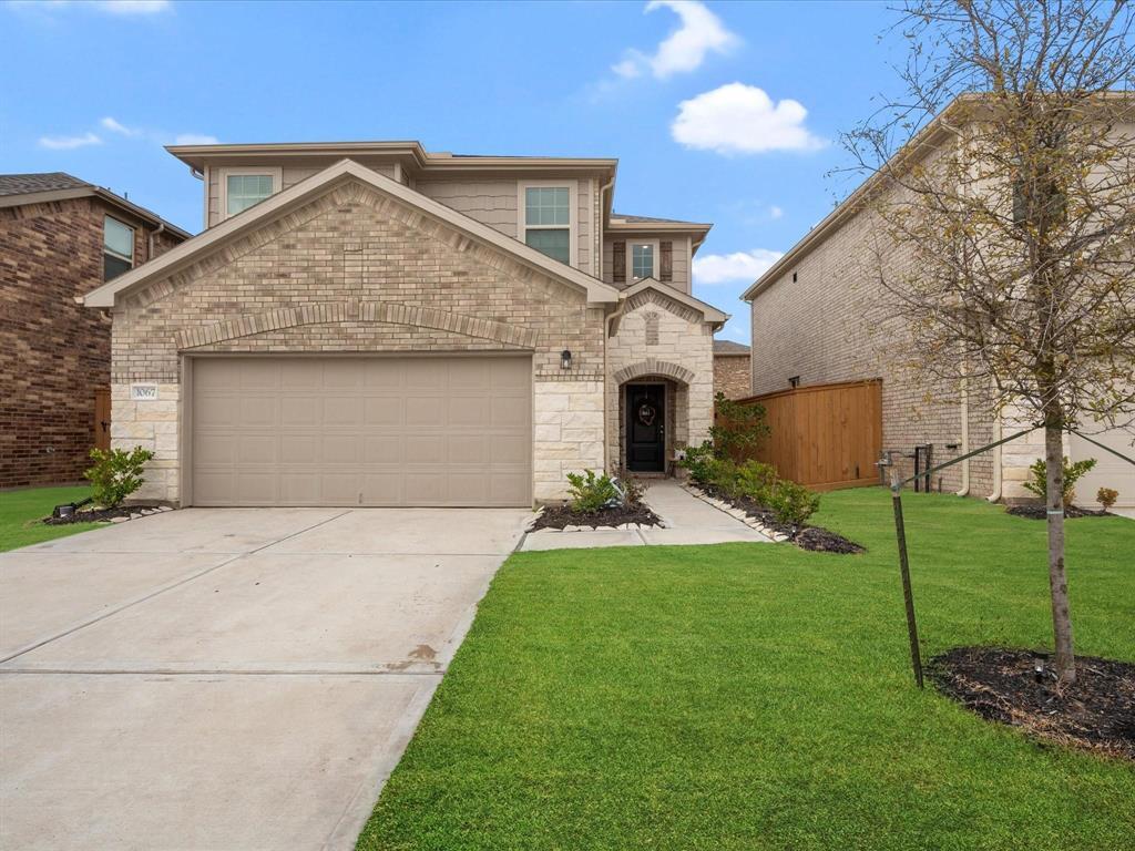 Primary Photo - 1067 Greenshank Dr