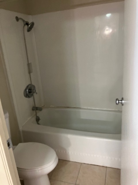 Tub-shower area - 98-500 Koauka Loop