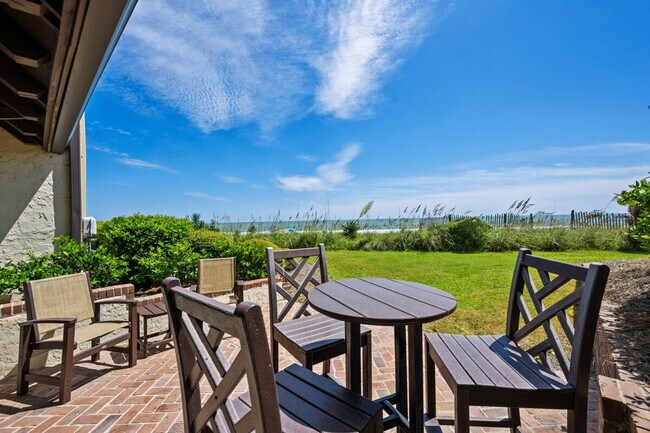 Foto del edificio - 275 Debordieu Blvd