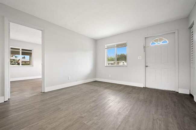 Building Photo - 2660 NW 25th St