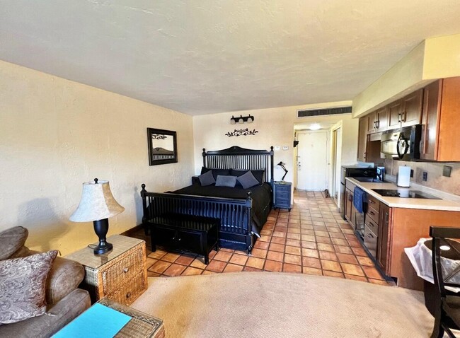 Building Photo - 73850 Fairway Dr