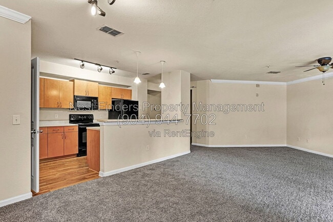 Building Photo - 8290 Gate Pkwy W