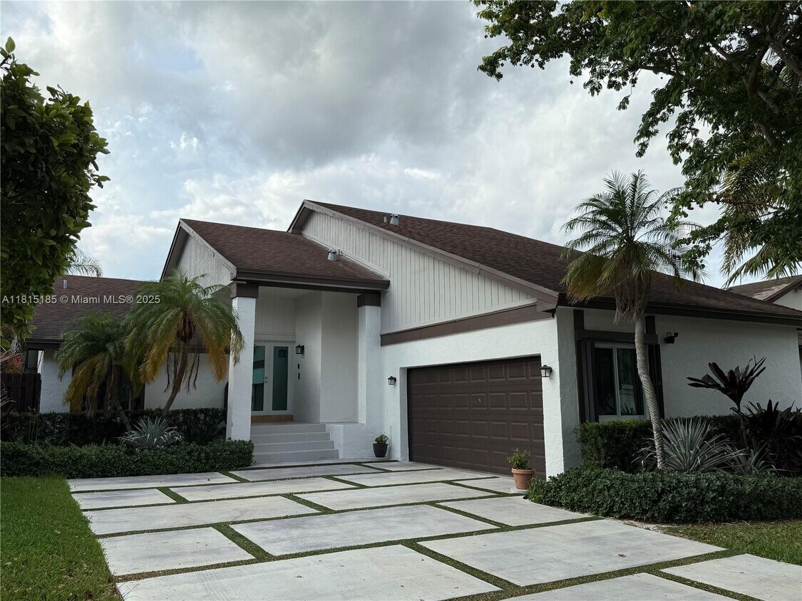 Foto principal - 14853 SW 42nd Ln