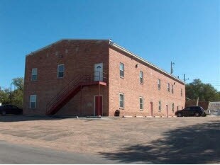 Primary Photo - 706 9th St