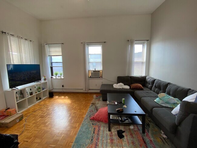 Foto del edificio - 550 2nd St