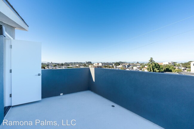 Building Photo - 1400 Ramona Ave