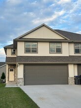 Building Photo - 1108 Craftsmen Ct