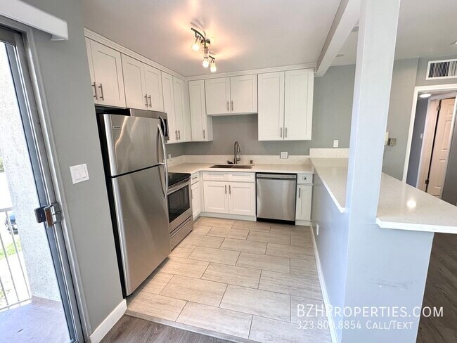 Foto del edificio - New Renovated 2Bedroom 2Bathroom In Korea ...