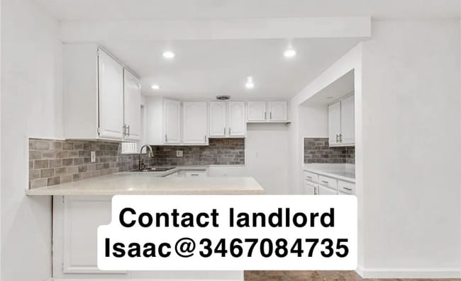 Foto del edificio - 8902 Sherman Dr