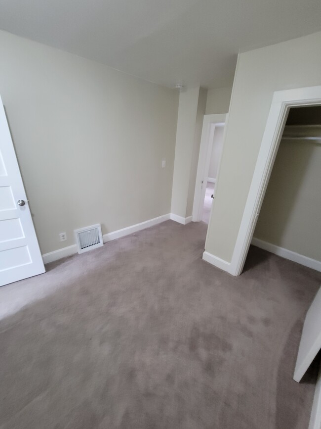 Foto del edificio - 452 Guernsey Ln