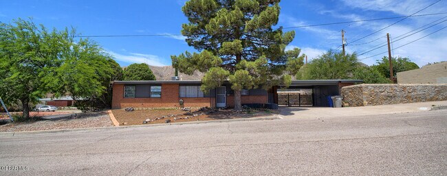 Foto del edificio - 2927 Harrison Ave