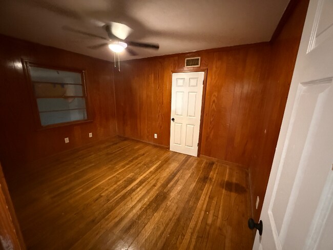 Foto del edificio - Spacious 3 Bed 1 Bath Home in Montgomery, AL - $1650/mo