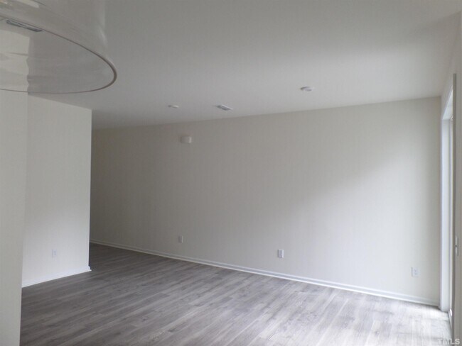 Building Photo - 1648 Brussels Dr