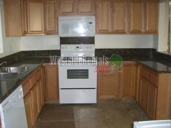 Foto principal - 1865 N Fuller Ave