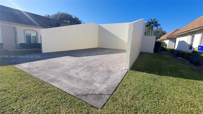 Foto del edificio - 11975 Sturbridge Ln