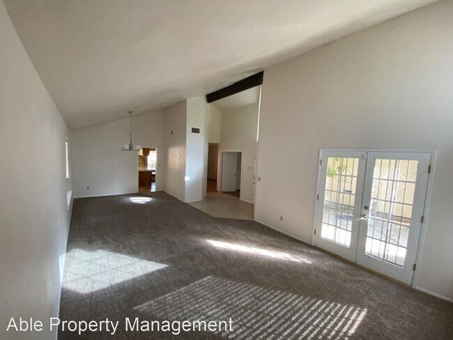 Building Photo - 4 br, 2 bath House - 3504 Saddle Dr.