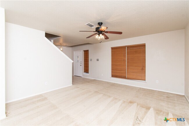 Building Photo - 5401 Jitterbug Ct