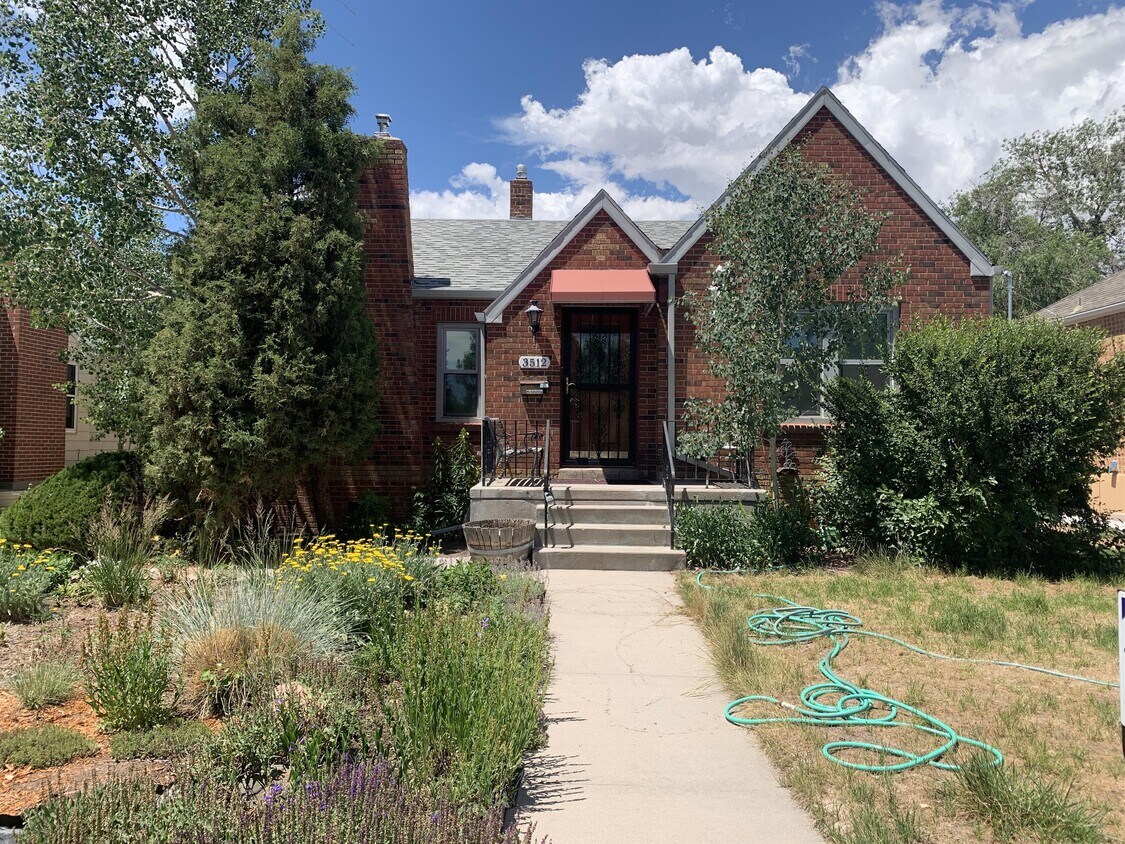 3512 Cribbon Ave, Cheyenne, WY 82001 House for Rent in Cheyenne, WY