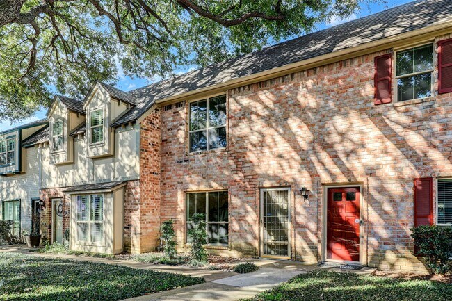 Building Photo - 14715 Barryknoll Ln