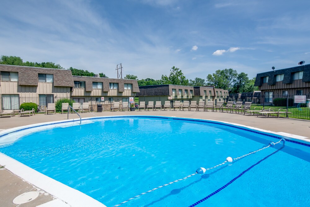 Knollwood Apartments Kansas City, MO