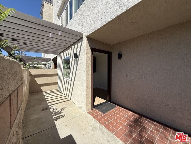Foto del edificio - 804 N Kenilworth Ave