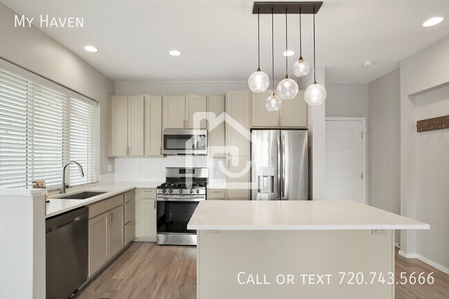 Foto del edificio - 1473 W 67th Ave