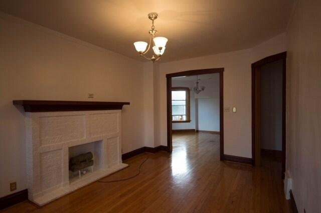 Building Photo - 1617 W Carmen Ave