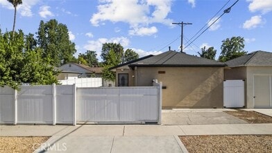 Building Photo - 7707 Teesdale Ave