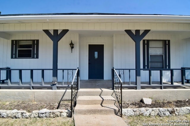 Building Photo - 3008 Rolling Oaks Dr