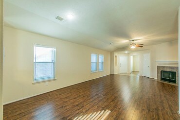 Foto del edificio - 18418 Austin Oak Ln