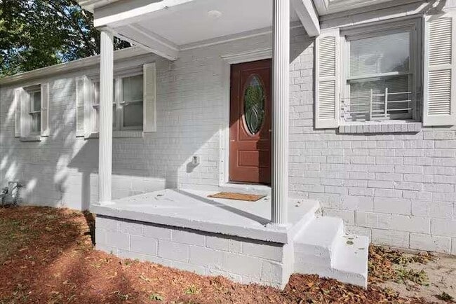 Building Photo - 2533 Godfrey Dr NW