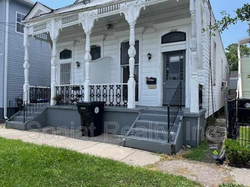 3606 Baronne St Unit 3606, New Orleans, LA 70115 Condo for Rent in New Orleans, LA