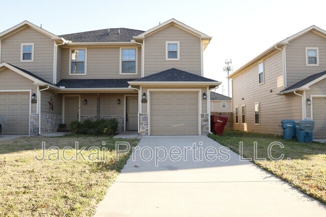 Foto del edificio - 232 W Lake Ave