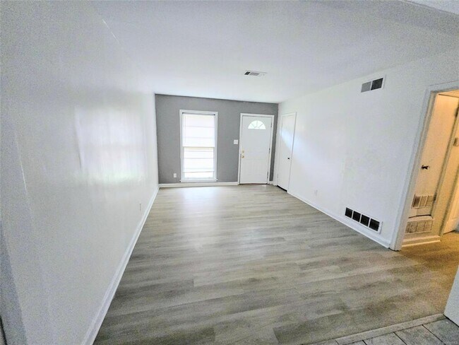 Foto del edificio - 204 W Park Ave