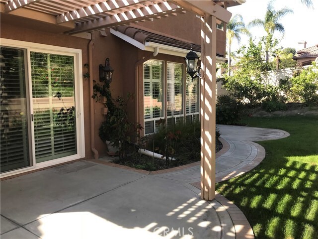 Foto del edificio - 904 S Creekview Ln