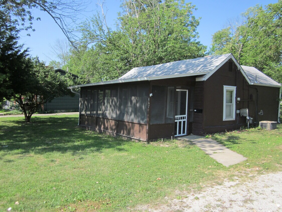 811 Spencer Ave, Columbia, MO 65203 House for Rent in Columbia, MO