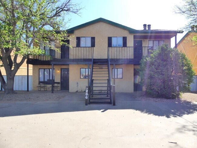 Building Photo - 1206 D NE Aspen