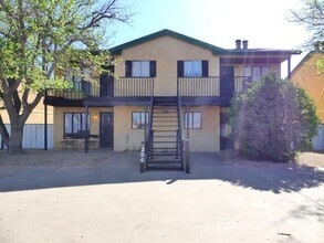 Building Photo - 1206 D NE Aspen
