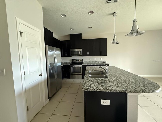 Foto del edificio - 6843 40th Ln N