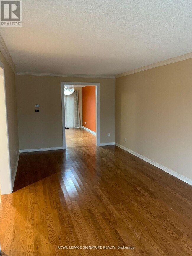 Building Photo - 3317 Carillion Ave