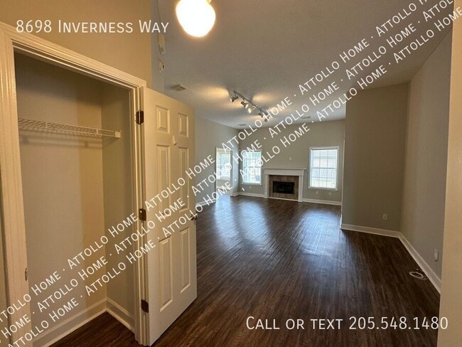 Building Photo - 8698 Inverness Way