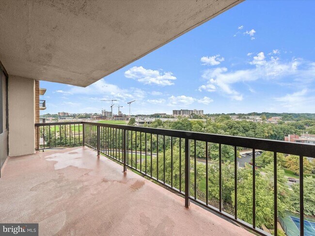 Foto del edificio - 5500 Holmes Run Pkwy
