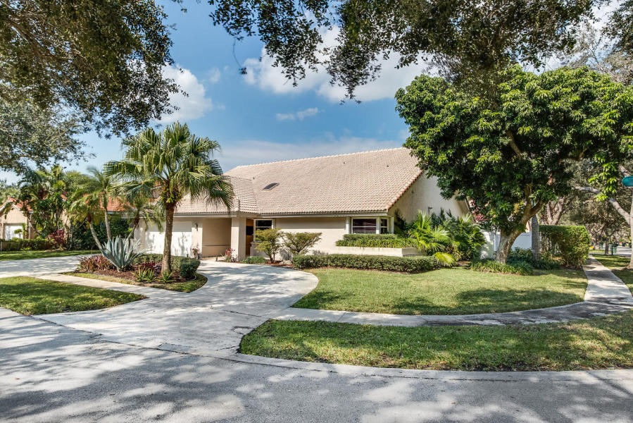Corner Lot - 2535 NW 41st St (Boca Raton, FL)