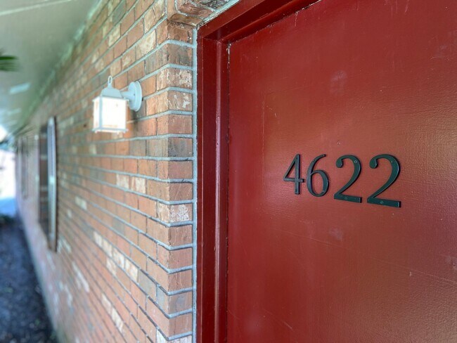 Foto del edificio - Renovated 2/1 Duplex in Lakeland!