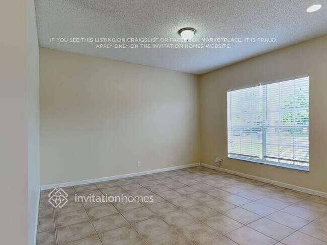 Foto del edificio - 6291 Adams St