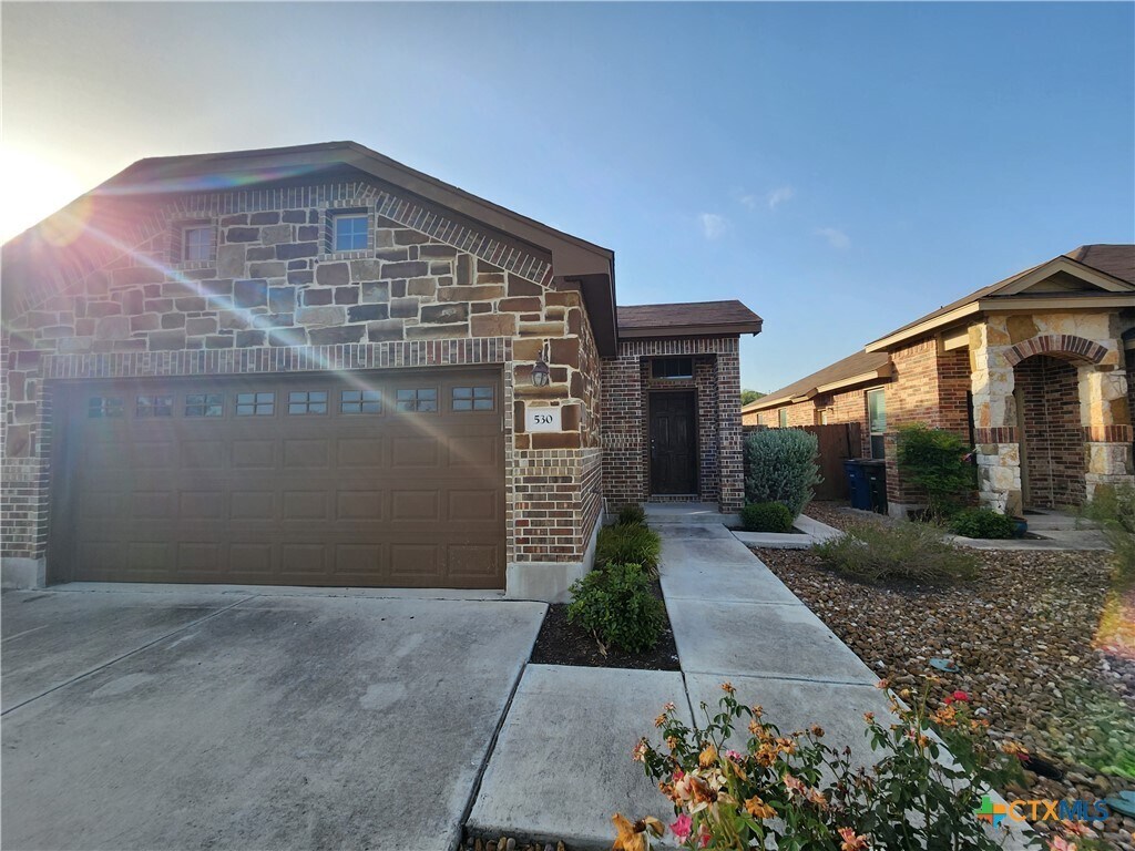 530 Creekside Frst, New Braunfels, TX 78130 Townhome Rentals in New
